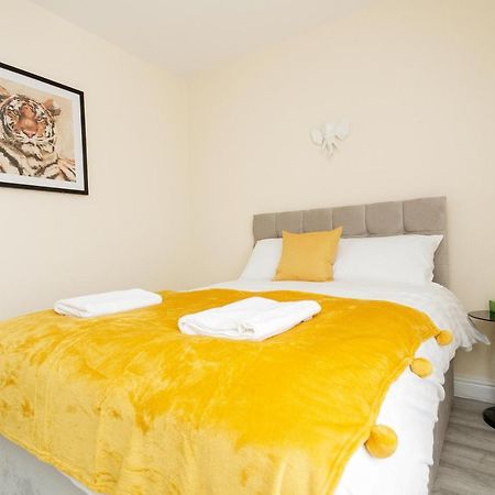 לידס Calvin House Apartments מראה חיצוני תמונה