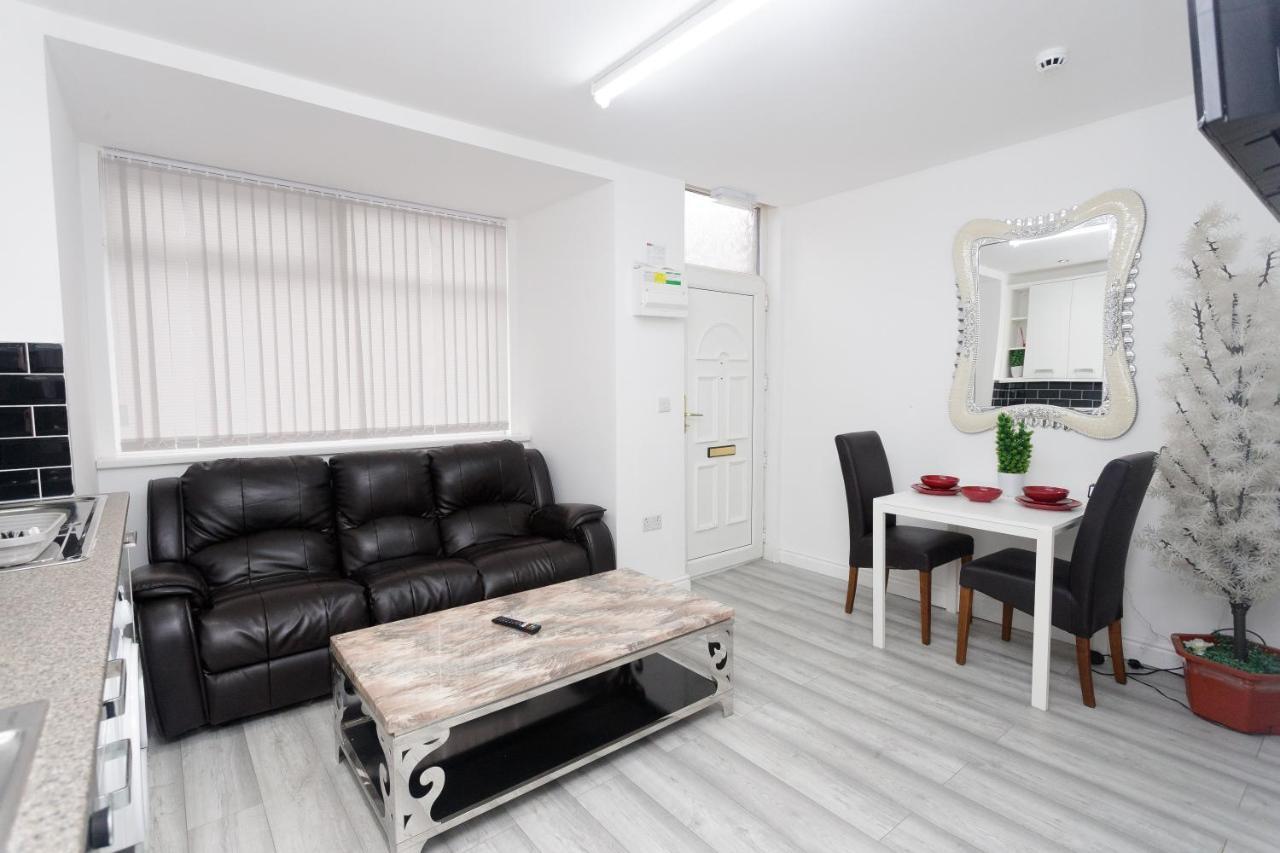 לידס Calvin House Apartments מראה חיצוני תמונה